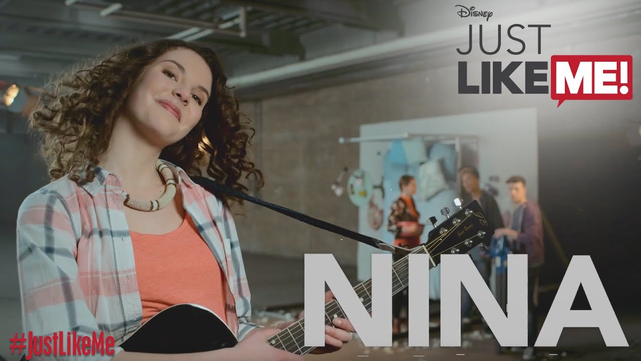 Just Like Me! | Volg NINA | Disney Channel NL