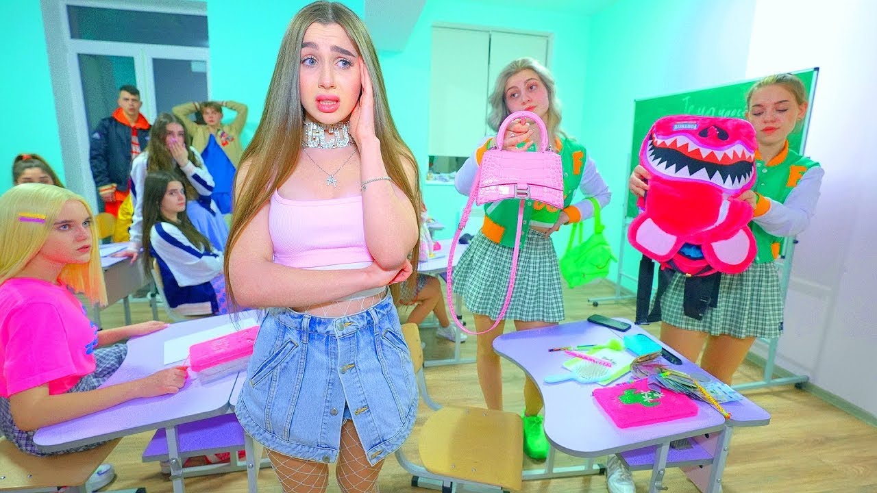 L'AMORE DI DIANA PER LE BORSE ROSA È FINITO!!! DIANA SI È RIVELATA UNA LADRA? || Bella Diana VLOG