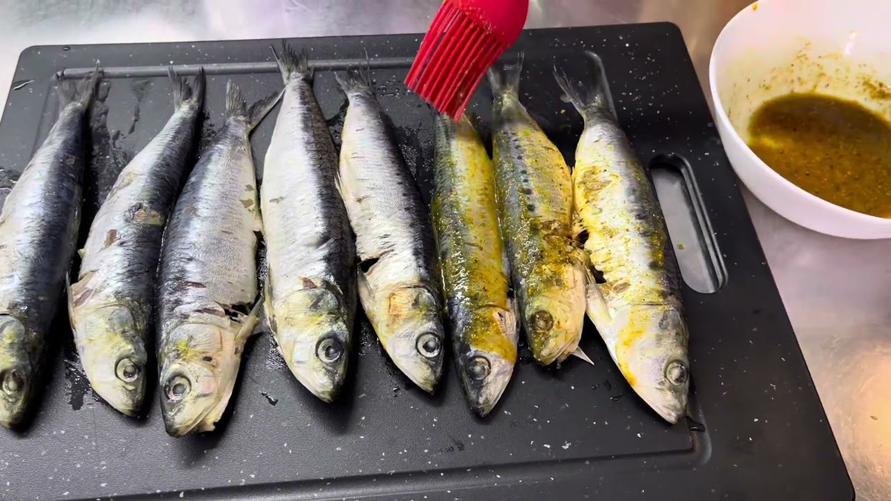 JINSI YA KUANDAA SAMAKI WA KUKAANGA WATAMU