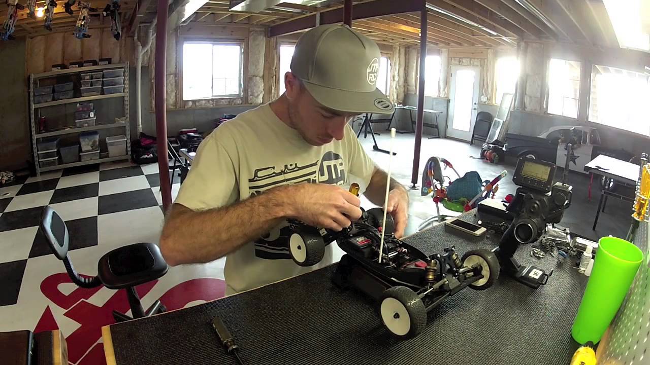 How to break in and check your Kyosho RB6 slipper with Jared Tebo