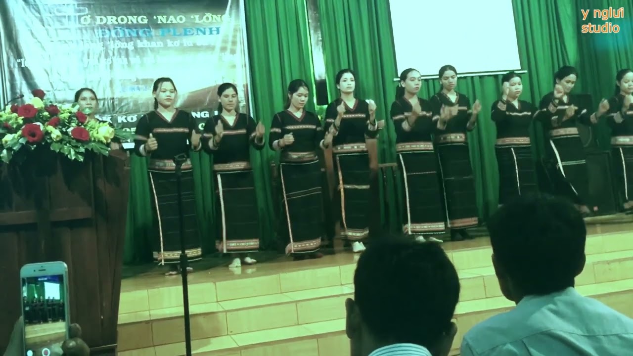 khul lu xuang plei krôl y nglưi studio