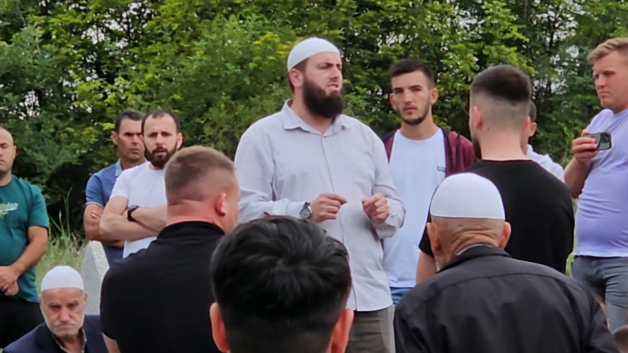 Fjalim rasti nga Hfz. Llokman Arifi sot në vorrimin e Haxhi Abdullahut nga Fshati Krushopek.