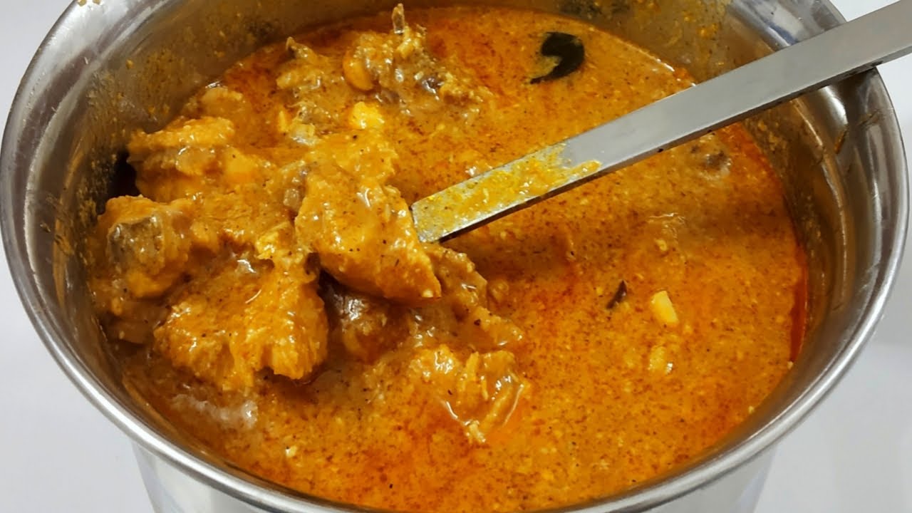 வீடே மணக்கும் சிக்கன் குழம்பு மிகவும் சுவையாக செய்வது எப்படி/Chicken Recipe Kulambu in Tamil