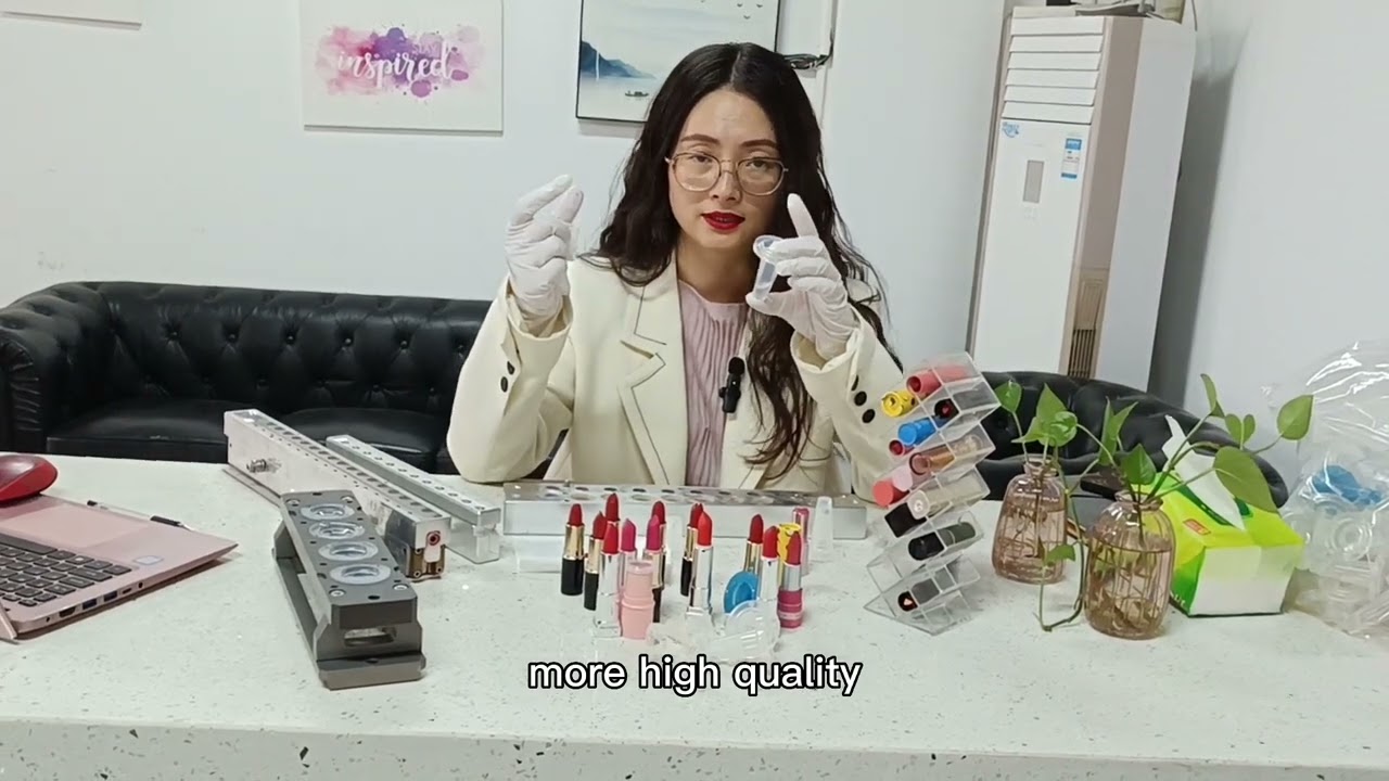 how to use silicone lipstick mold