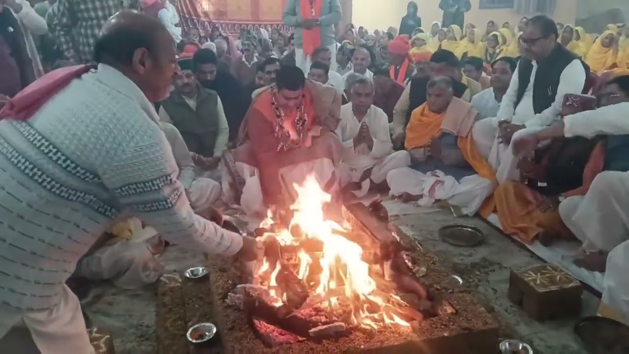 श्री श्री १००८ हेमानंद जी महाराज की...🙏🏼🌺🙏🏼🌺🙏🏼
