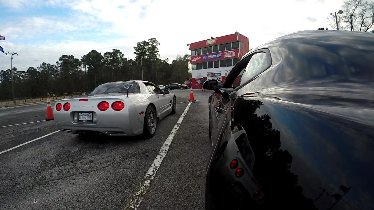 20170115 6th Gen ZL1 vs Silver Corvette Z06 1/4 mile - GoPro Video