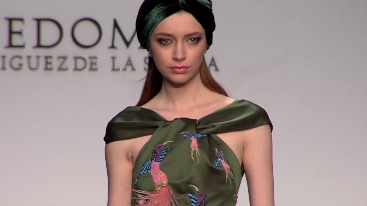 Sedomir Rodríguez de la Sierra, firma adscrita a Tenerifemoda, en la Pasarela Costura España 2017