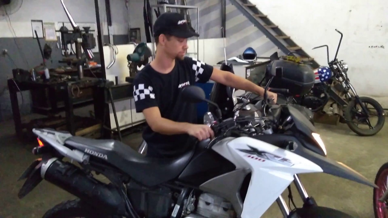 XRE COM ESCAPE 2EM1 GRAVE ESPORTIVO (MOTO'CAR ESCAPES)