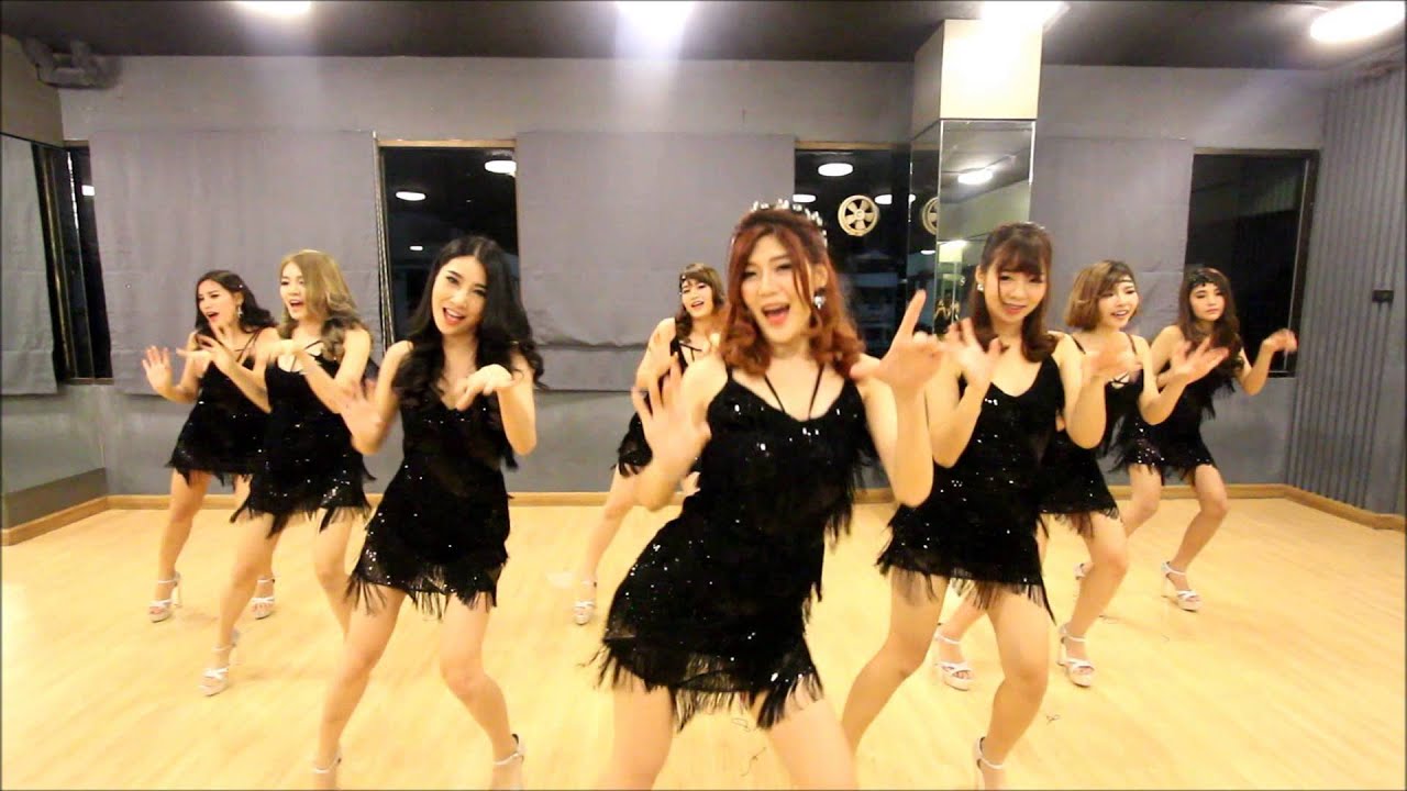Girls’ Generation(소녀시대) - Lion Heart(라이온 하트) cover by Deli Project From Thailand
