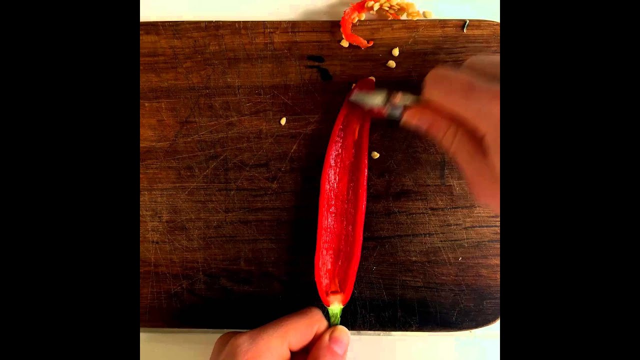 How to: Deseed a Chilli
