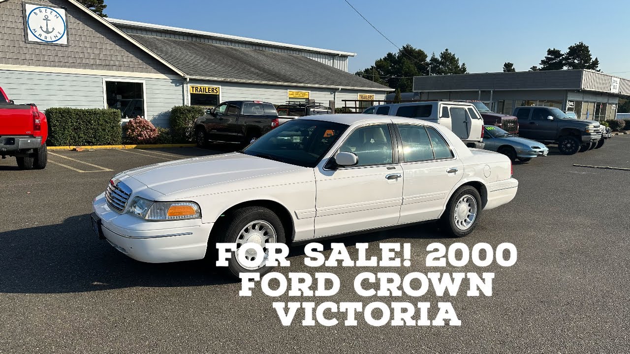 (SOLD) 2000 Ford Crown Victoria LX