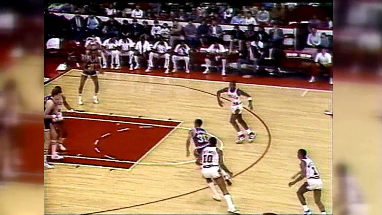 Darrell Griffith hammer dunk against Bulls 1985
