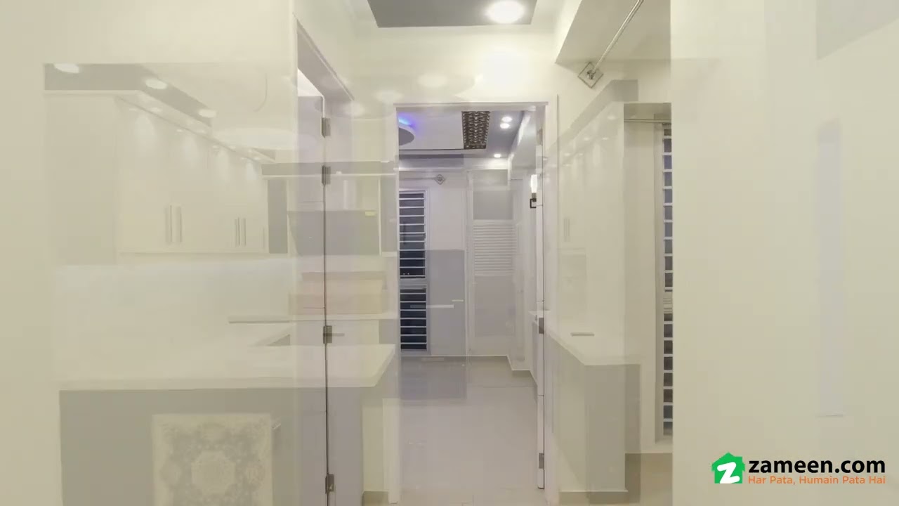 260 SQYD FLAT  FOR RENT IN LUCKY ONE APARTMENT RASHID MINHAS ROAD KARACHI