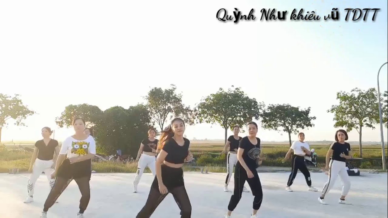 Nhảy Zumba cực hay  Sapoon Sapoon   - Quỳnh Như ( Link B&agrave;i hướng ở phần m&ocirc; tả)