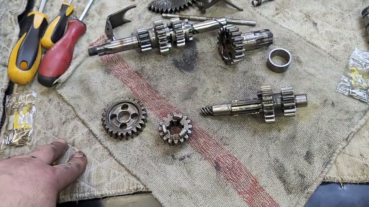 Jawa 350 638 a zase chaos v prevodovke edit