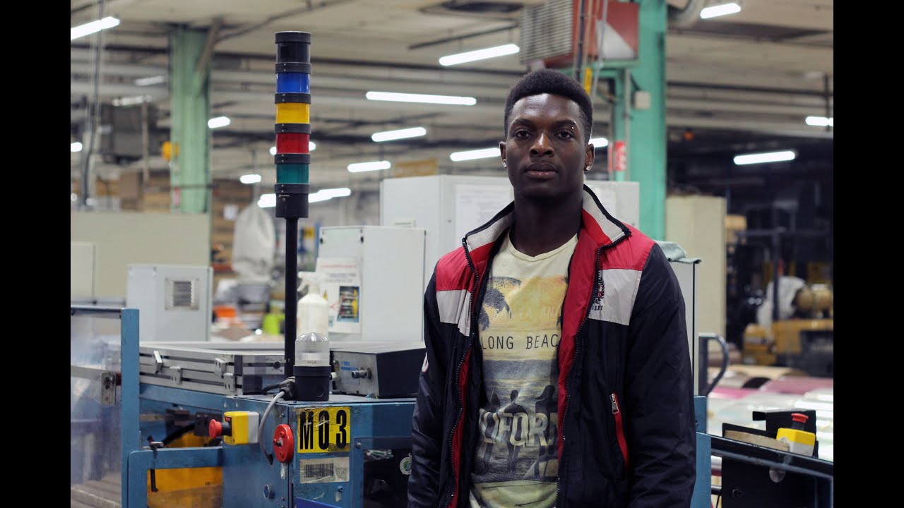 Hervé, 22 ans, Agent de production