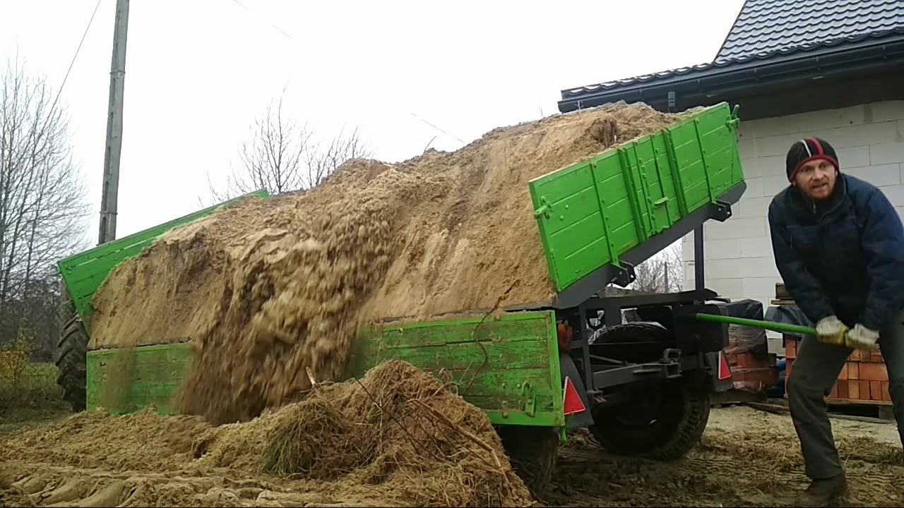 Wywrot przyczepy za pomocą ręcznej pompy