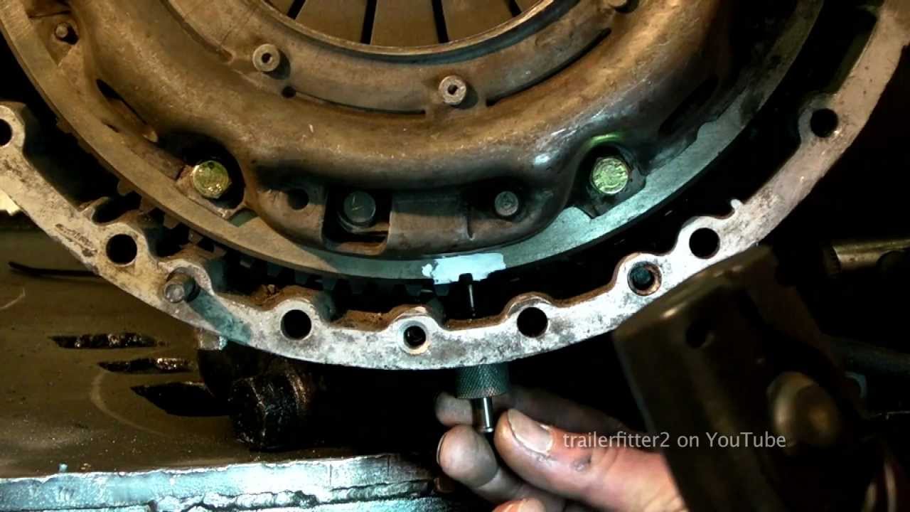 Land Rover 200tdi Timing Belt - Setting the FIP, Crank, and Camshaft Timing Correctly.