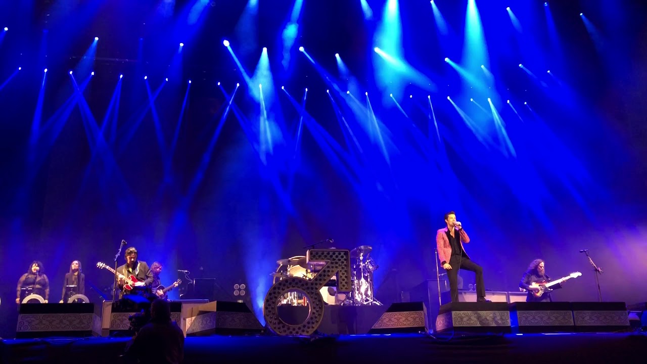 The Killers - Romeo and Juliet (live at Isle of Wight 2018)