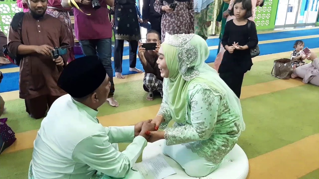 Pak Cik Salleh Kahwin!!