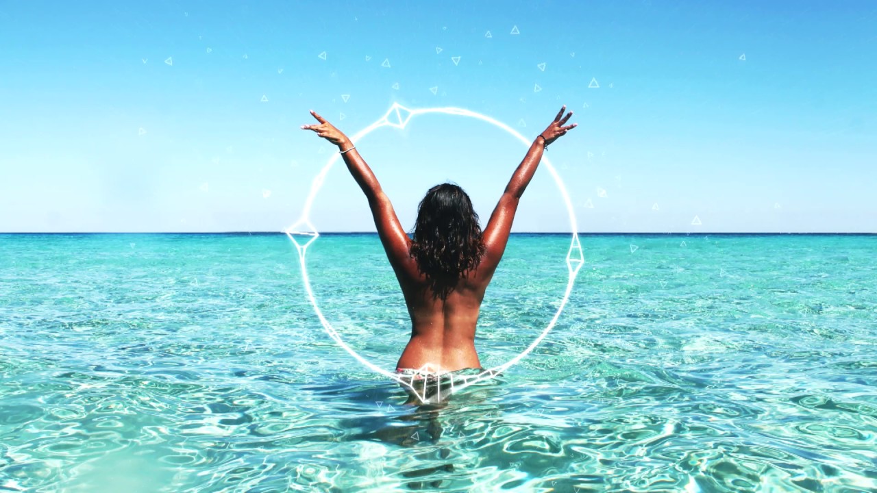 MIDOUT feat. ADDIE NICOLE - This is our life (Radio Edit)