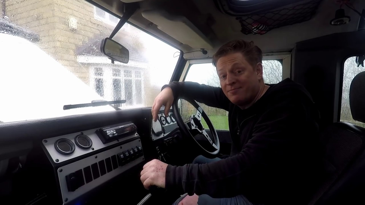 Kev's Defender Project Episode 10 - Raptor Centre Console