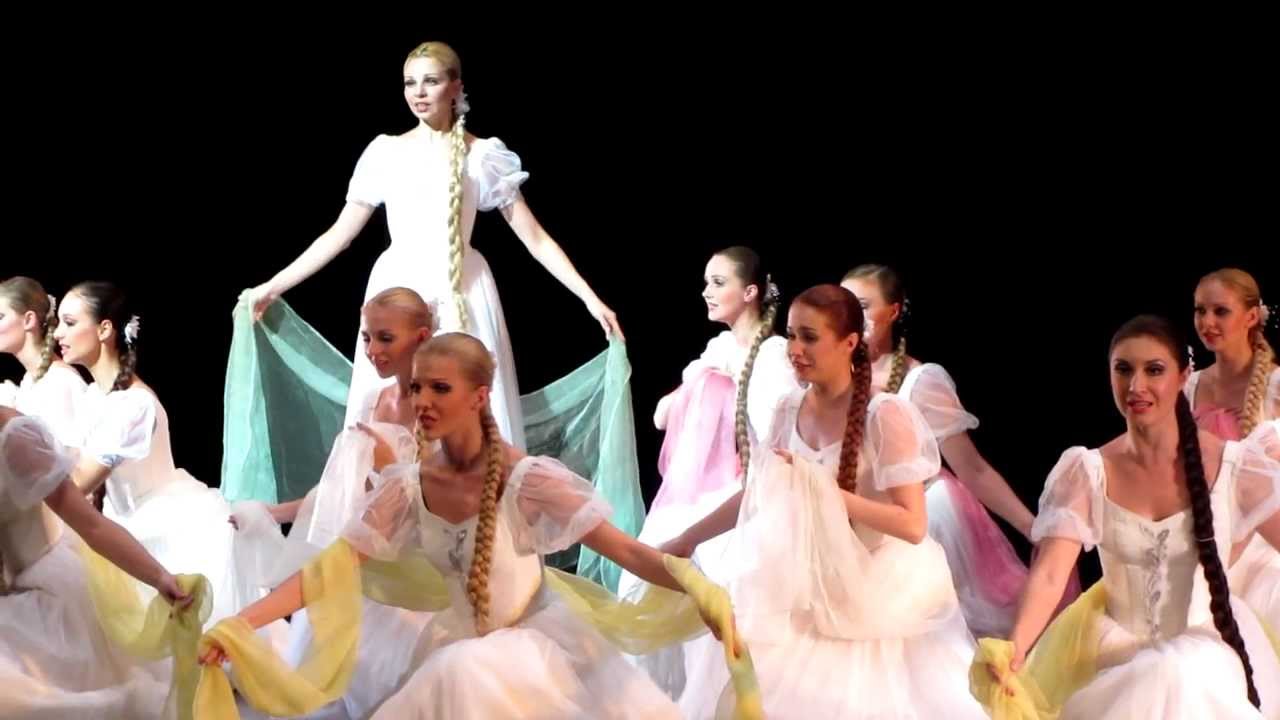 VALSE «BERIOZKA» - ENSEMBLE FOLKLORIQUE RUSSE