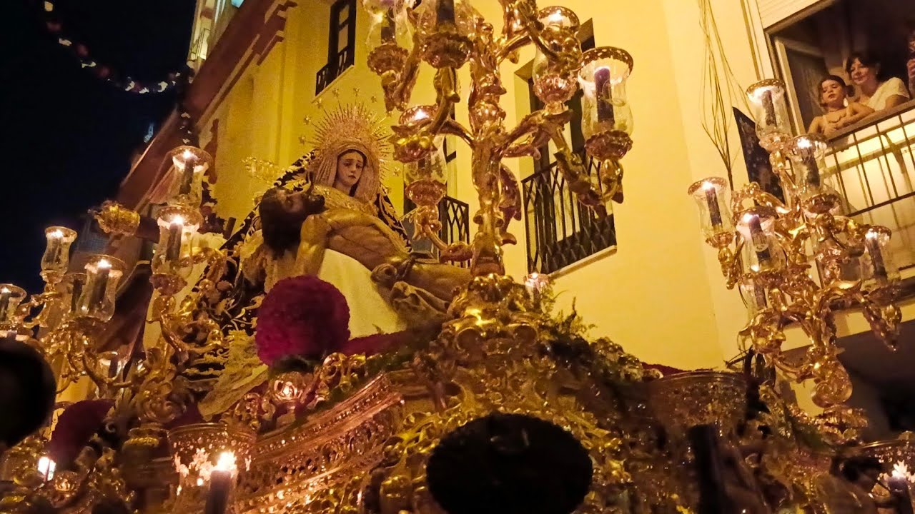 PIEDAD DEL BARATILLO CORONADA EN LA CARRETERÍA, 14-9-24.
