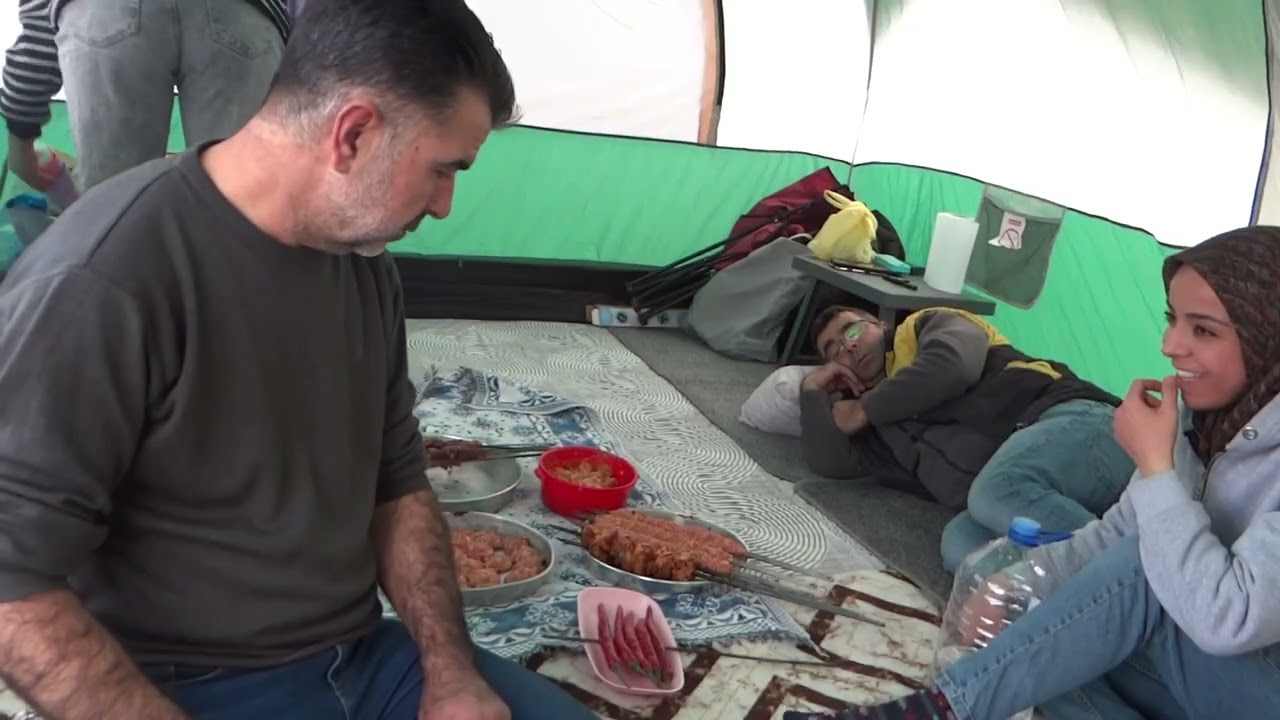 bulutlu havada iftar hazırlıgı