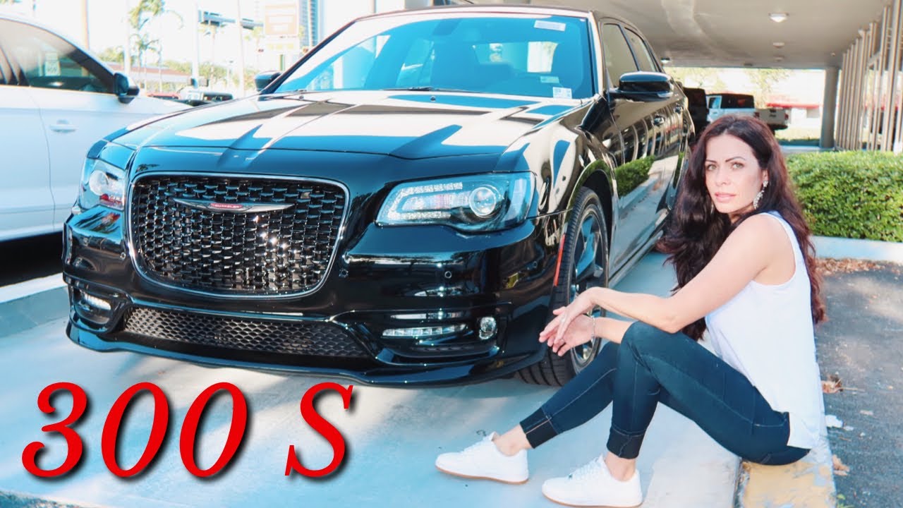 Chrysler 300 C? Ok, mas existe também o 300 S, com motor V6 Pentastar!