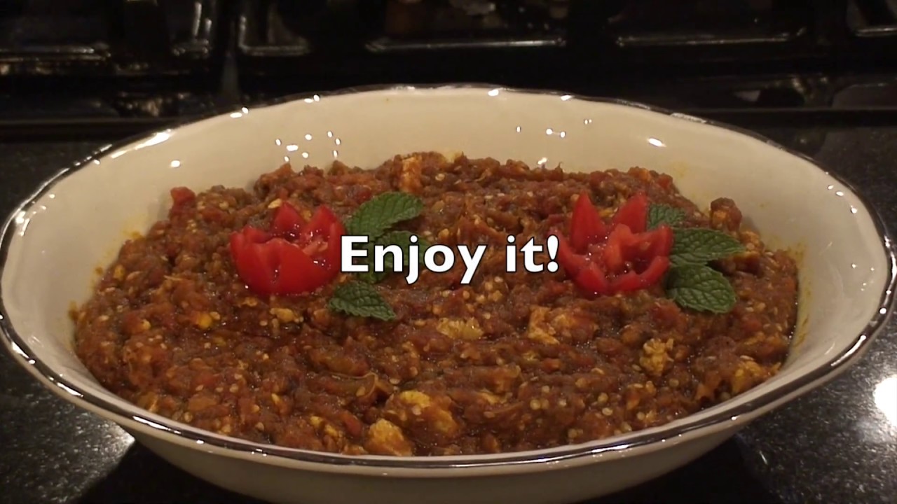 Mirza Ghasemi, an Iranian vegetarian dish with roasted eggplant