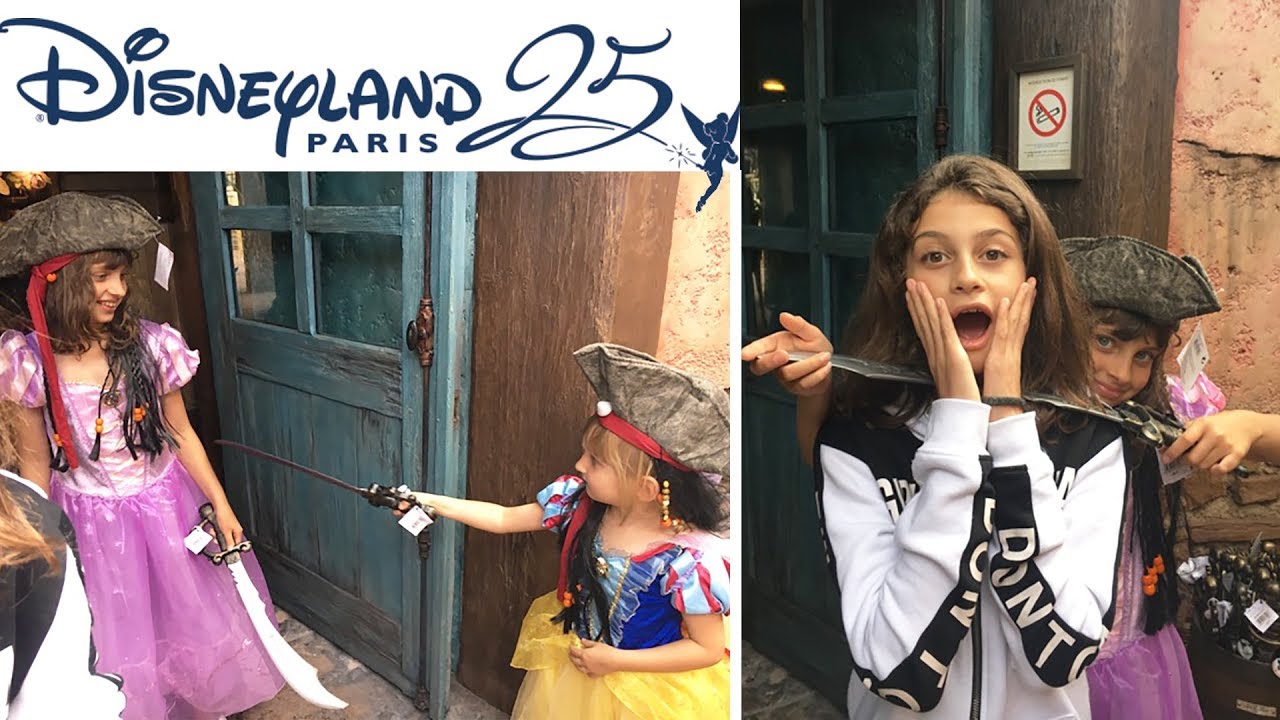 KALYS SPARROW VS EMMA STAYS @DISNEYLANDPARIS !! • Studio Bubble Tea