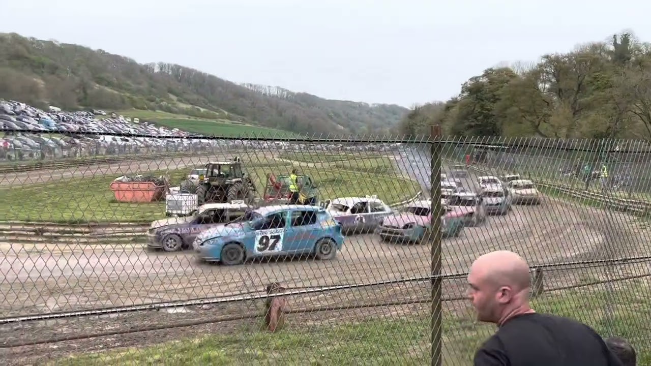 Dover Raceway Rookie Bangers. 18/04/22