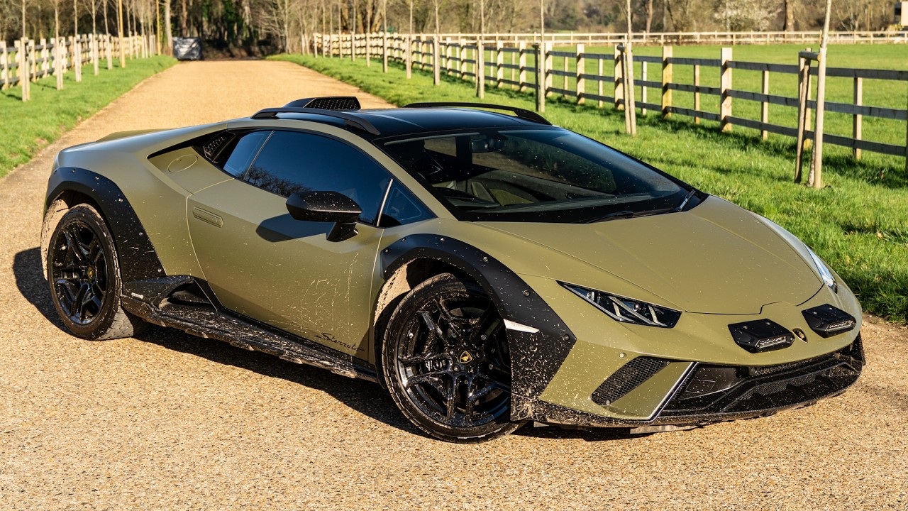2024 Lamborghini Huracan Sterrato - Verde Turbine - Walkaround & Start-Up