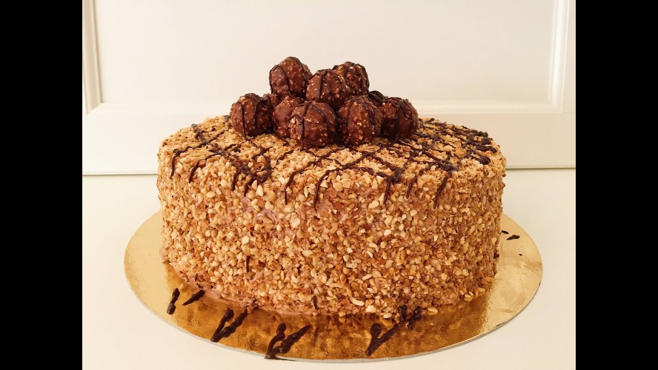 Rocher Torte mit Nutella und Haselnüssen - Rochertorte / Nutellatorte