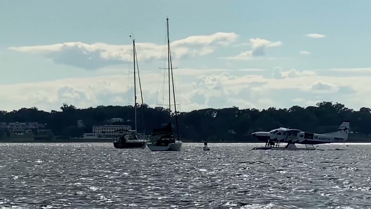 SeaPlane Service Port Washington