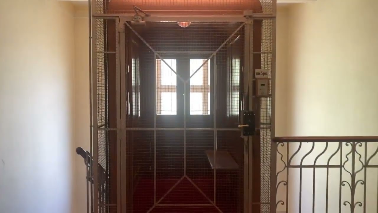 1900 Schindler Aufzug in einem Schatzalp Hotel in Davos Promenade 63 Schatzalp