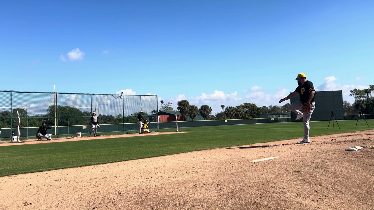 José Urquidy, Pirates, throws a bullpen 