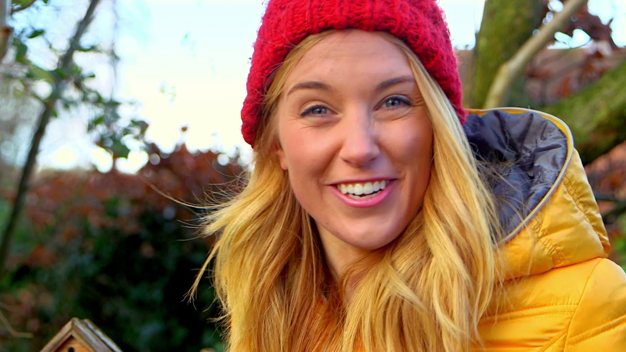 Hamster Wheel and Insect Hotel | Maddie's Do You Know? Series 1, Episode 1 - Full Episode! 👩
