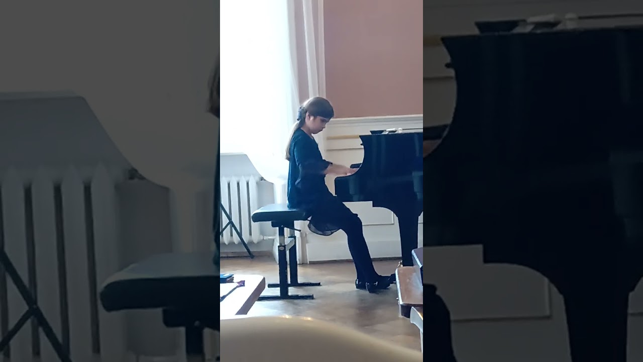 HANNA WALUCH 9 LAT - BACH/MOZART/CHOPIN