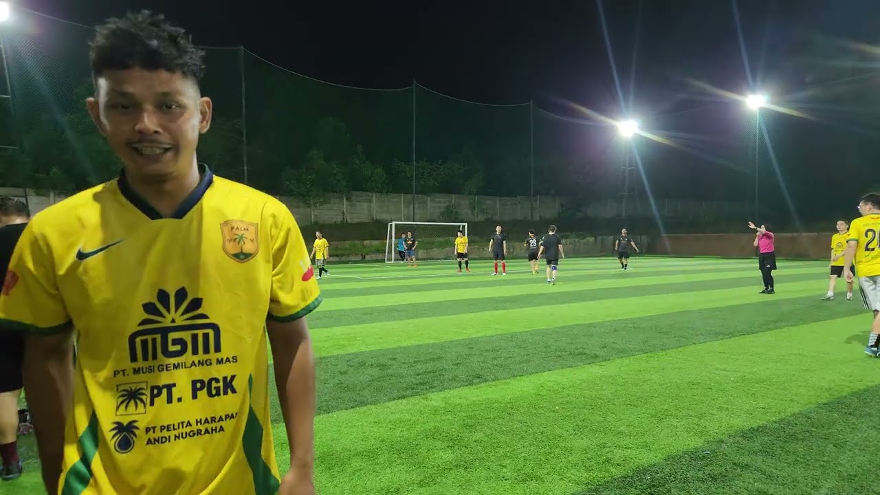 MATCH 3 HITAM 3-1 KUNING
