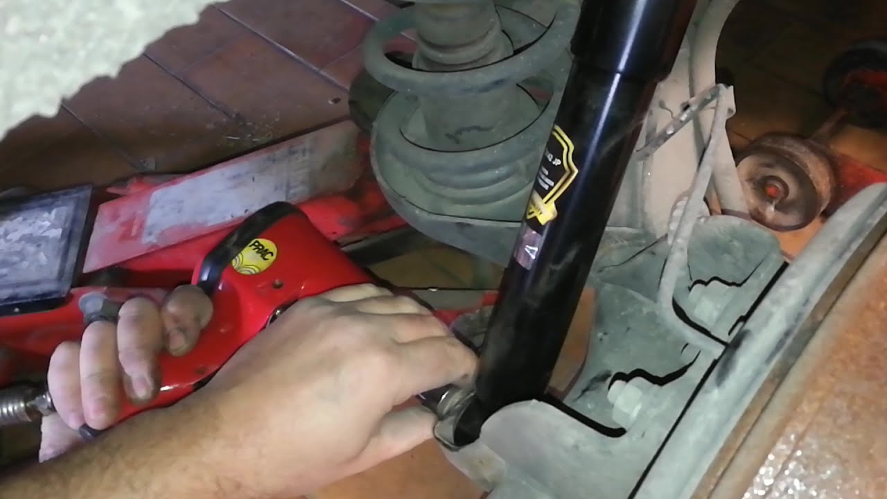 Lancia Ypsilon 2009 sostituzione ammortizzatori posteriori - replacement rear shock absorbers