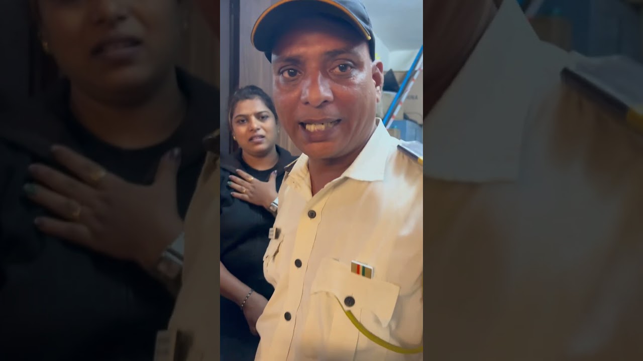is this behaviour right? @MumbaiPoliceYoutube #mumbaipolice #police #chor #mumbainews #rude