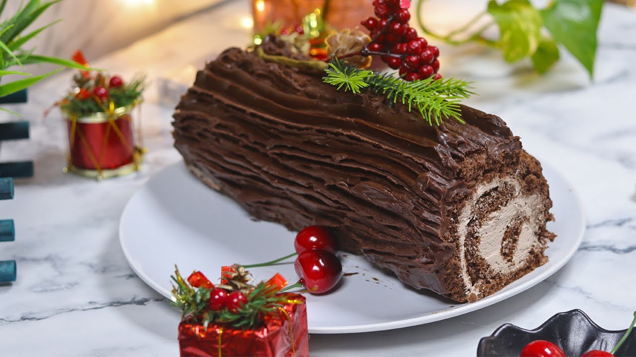 Yule Log Cake Recipe: Perfect for Festive Celebrations | B&ucirc;che de No&euml;l | Log cake recipe