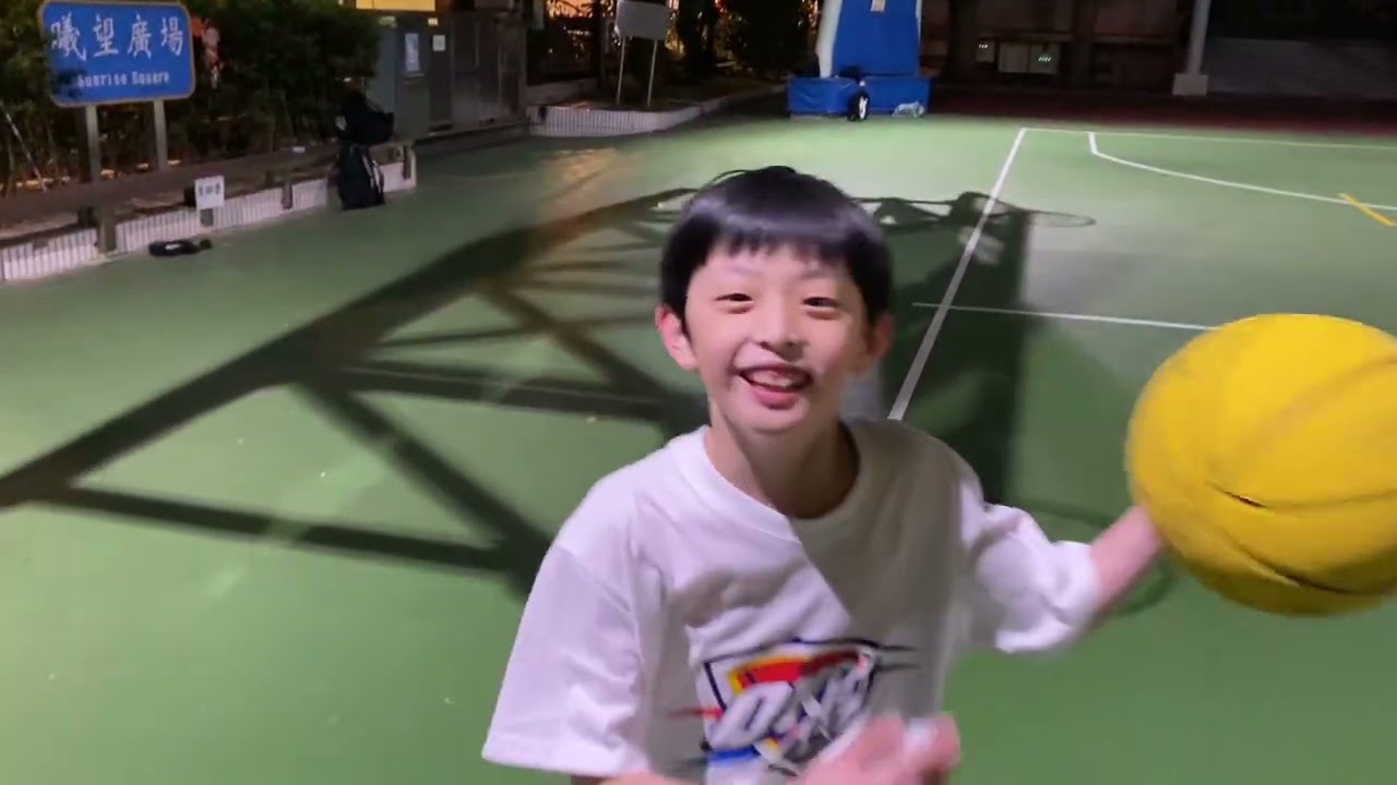 S.J對決｜穿著新衣服打籃球