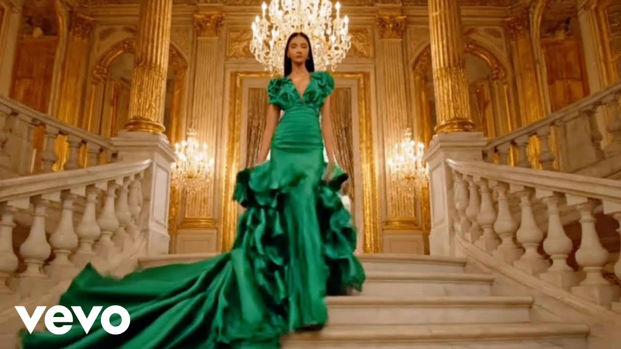 Shawster - Thanks God its fashion week