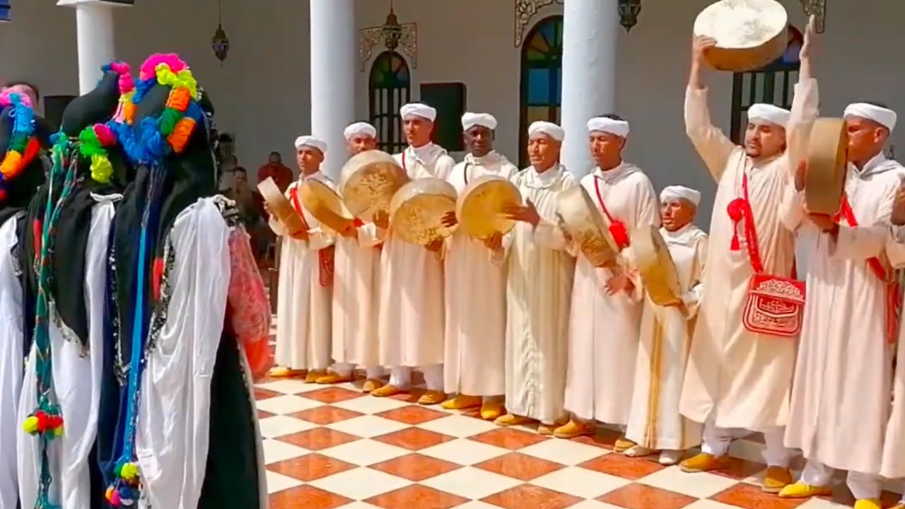 Ahidous Harkous أحيدوس فرقة حركوس هات إسفرحاغ الحال أوفيغد أيتما
