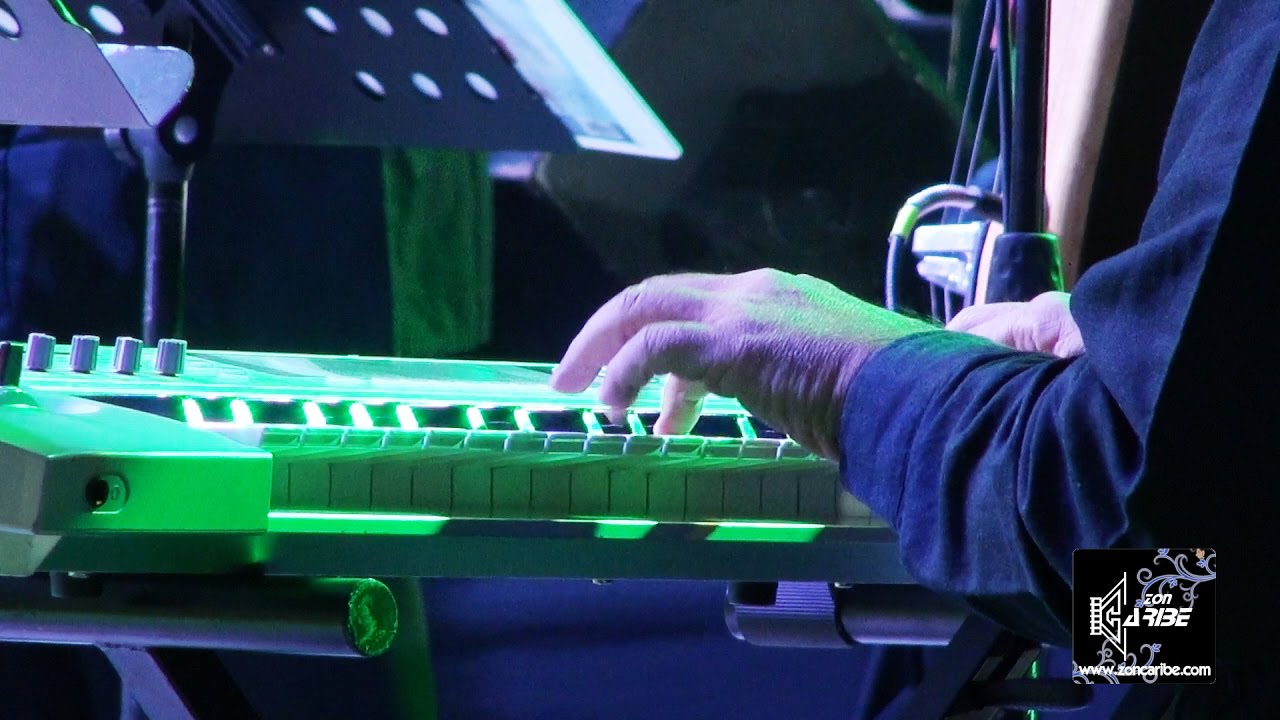 Oscar D´León - Con un Amor se Borra otro Amor  - 54 Años Neza - Audio, Foto y Video Zon Caribe