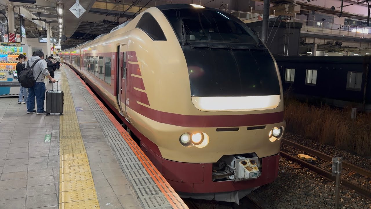 【4K高画質】フル点✨【臨時特急水戸偕楽園高尾号（復路）】E653系1000番台ｶﾂK70編成（国鉄特急色風塗装）が臨時高尾行きとして特急幕で立川駅6番線に停車〜発車！（9022M）2026.2.23