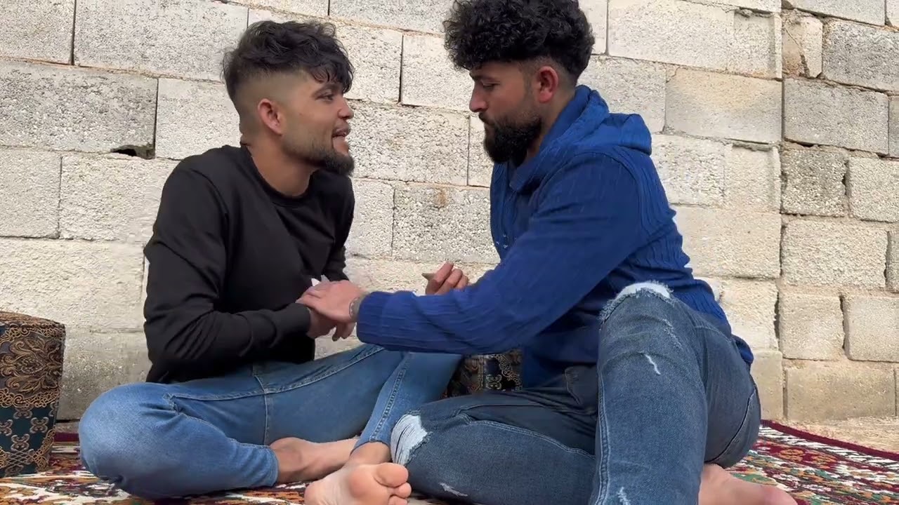 ابو عجلان ندغم بالمقنع الاصفر😅خليل وعلاء